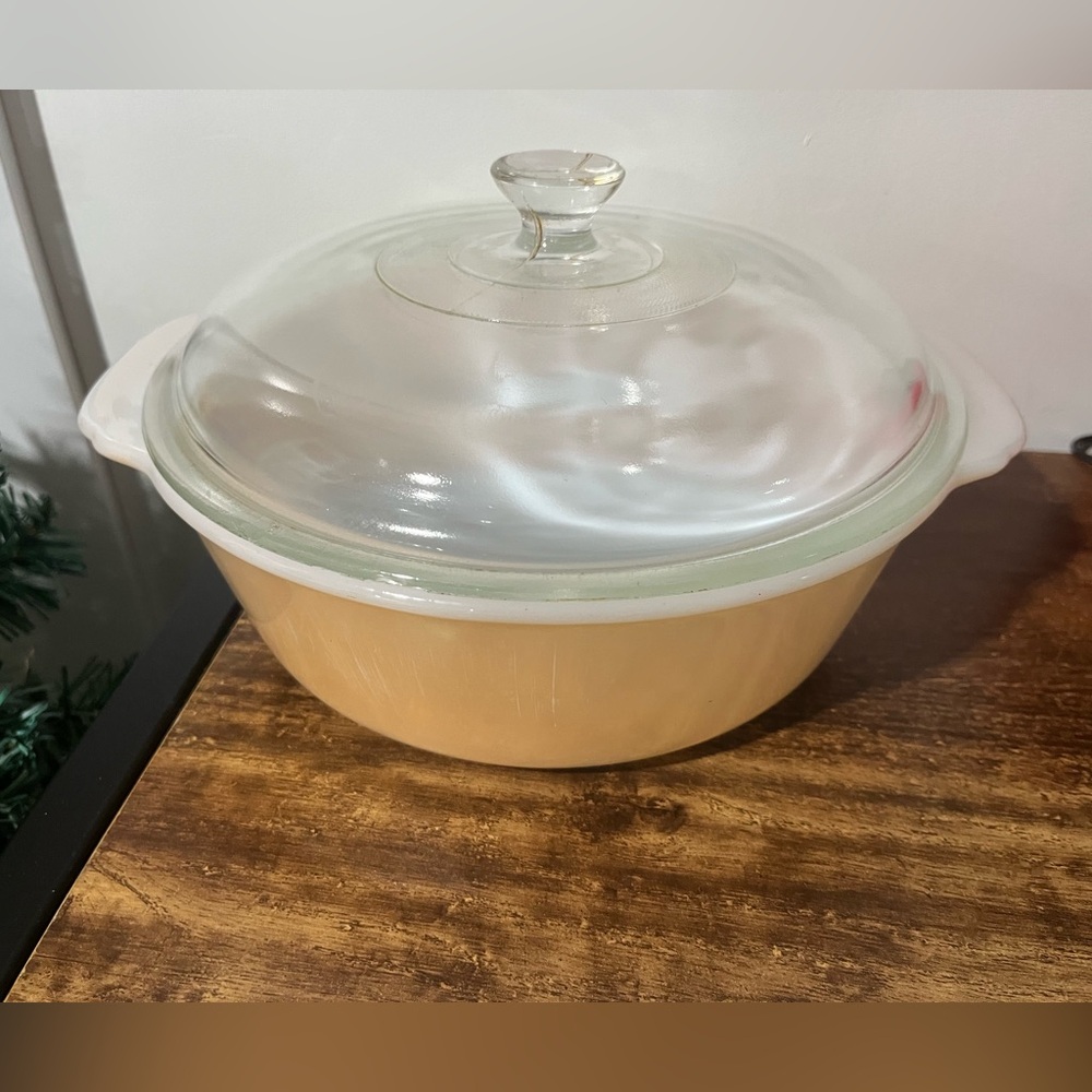 Vintage anchor hocking Fire king peach lustre Casserole dish